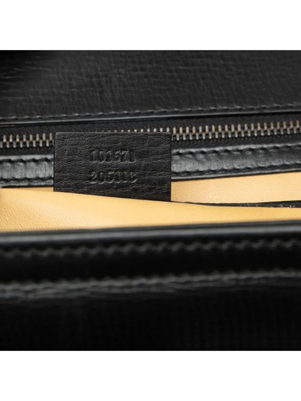 Gucci Handbag Black Leather with Logo Pouch
